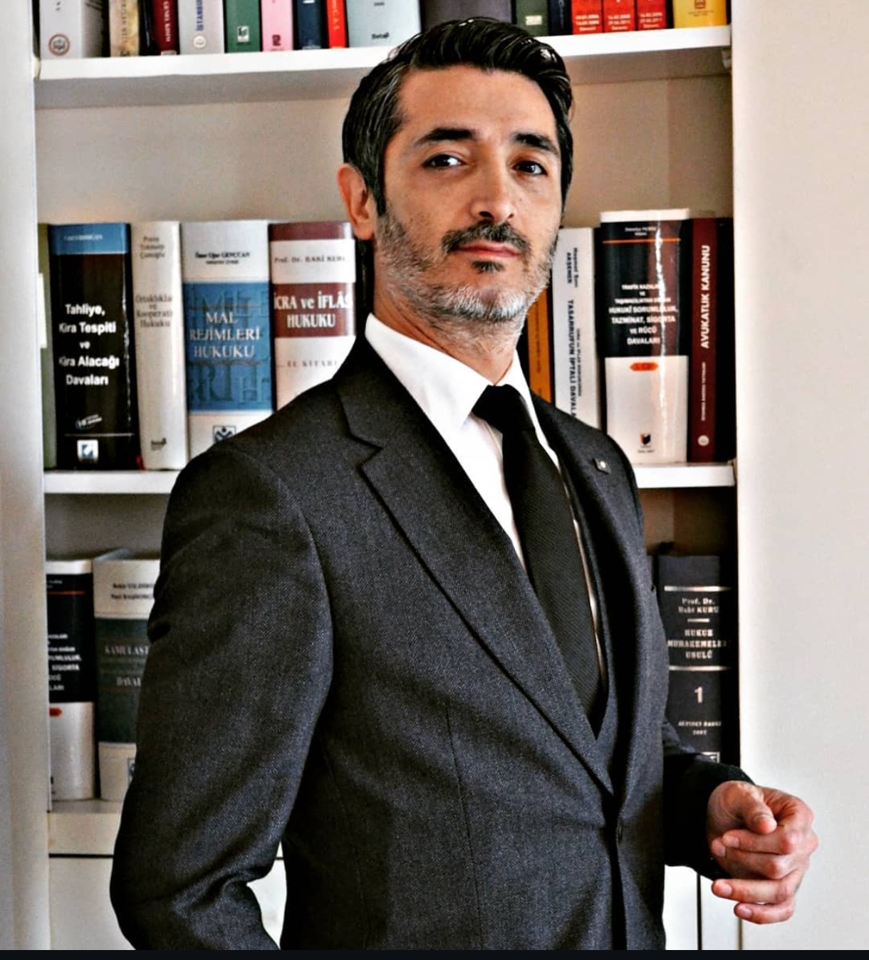 Avukat Savaş Ocakdan